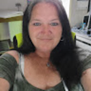 Meet your Posher, Alicia